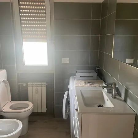 Apartamento Casa Viki Pietra Ligure Exterior foto
